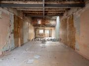 Edificio completo para inversor · Local + 3 plantas ·...