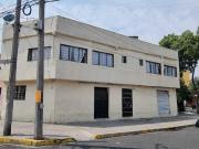 Edificio con Locales Comerciales y Departamentos en CDMX