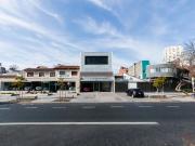 Edificio corporativo con local Belgrano / Núñez