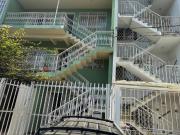 Edificio de 3 pisos en venta, ubicado en el barrio El...