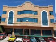 Edificio de 4 niveles, en Boulevard Felipe Angeles, en VENTA