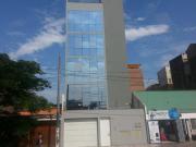 Edificio de 5 pisos para oficinas en La Victoria, Santa...
