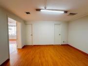 Edificio de Oficina Corporativa en Alquiler San Isidro...