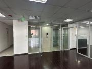 edificio de oficinas de venta en quito ecuador AM/V