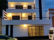 Edificio de tres departamentos inversión rentable en el...