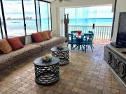 Edificio El Refugio: Se Alquila Condominio Frente al Mar...