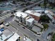 Edificio en avenida 10 de agosto en quito exelente ubicación