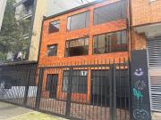 EDIFICIO EN CHAPINERO 3 APTOS Y 2 OFICINAS ARRIENDO HOY,...