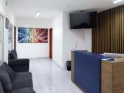 Edificio en Renta con Uso Comercial y Oficinas en...