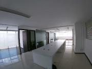 Edificio en renta en Lomas de Tecamachalco, Naucalpan de...