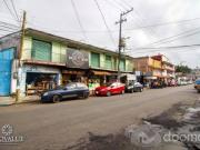 Edificio en venta a media cuadra de los Sauces con 16...