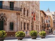 EDIFICIO EN VENTA A REFORMAR ZONA PLAZA CORT/ PLAZA...