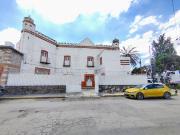 Edificio en venta en esquina zona Plaza San Pedro, 15 de...