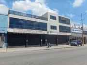 Edificio en Venta en Lizandro Alvarado, Valencia
