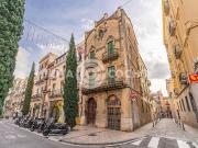 Edificio en venta en calle De Sant Joan, Reus, de 477 m²...