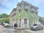 Edificio Getsemani, calle larga