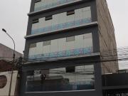 EDIFICIO MODERNO DE 06 PISOS CON ASCENSOR