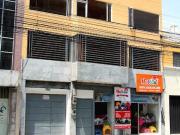 Edificio Rentero en venta, Avenida 10 de agosto y...