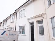 Edinburgh Road, Brighton BN2, 5 bedroom terraced house...