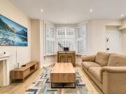 Edith Grove, Chelsea SW10, 2 bed flat to rent, £2,750...