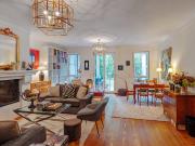 Edle Maisonettewohnung mit gemütlichem Garten in Alt Solln