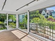 Edle Stadtoase mit zwei Balkonen und Wintergarten –...