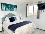 Edmonton Furnished Condo Rental in Oliver Trendy Condo...