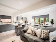 Ednaston Road, Nottingham NG7, 6 bed semi detached house... Ednaston Road, Nottingham NG7, 6 bed semi detached house...