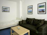 EF0425_Y Erfurt: Löbervorstadt, möbliertes Zimmer mit...