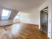 Eferding: Dachgeschosswohnung mit Garten in bester...