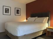 Effortless City Living in the Heart of Melbourne