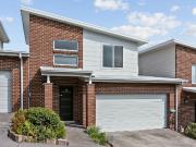 Effortless Living in a Truly Stand Out Residence