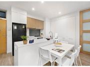 Effortless Living on the City Fringe – Secure, Stylish &...