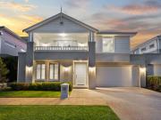 Effortless Luxury by the Coast