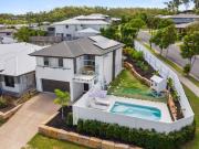 Effortless Style Meets Everyday Comfort