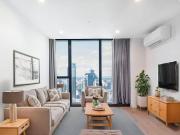 Effortless Urban Living with Style and Light