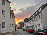 EG: 2 Zimmer möbliert mit Einbauküche sanierter Altbau...