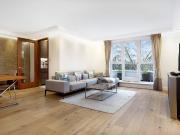 Egerton Gardens, London SW3, 3 bed flat to rent, £6,067...