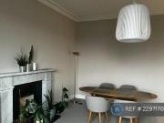 Eglinton Crescent, Edinburgh, 3 Bedroom Flat