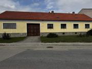 RESERVIERT*Ehemaliger Bauernhof mit Wohnhaus, Innenhof &...