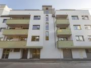 EHK 100 | 2 Zi Balkonwohnung in belebter Lage