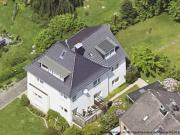 Eigenständige Wohnung mit 50% Hausanteil und großem Garten