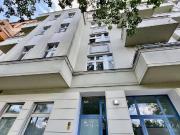 Eigentumswohnung im charmanten Charlottenburger Altbau!