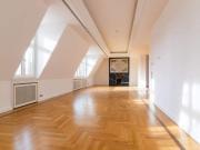 Ein architektonisches Meisterwerk mit großzügigen...