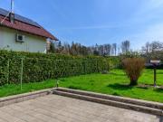 Ein bis Zweifamilienhaus mit großem Garten
