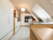 !Preissenkung!*Möblierte DG Wohnung Nähe U 1 Kagraner...