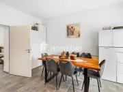 Ein Haus, zwei Wohnungen hier wächst Familie über...