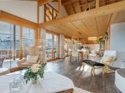 Ein Logenplatz mit viel Privatsphäre. Hochwertige Dach...