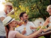 Ein Zweifamilienhaus für Freunde Geschwister Eltern und...