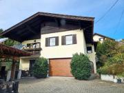 Ein /Zweifamilienhaus mit Pool vollunterkellert